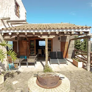 Mountain Hideaway House In Villa