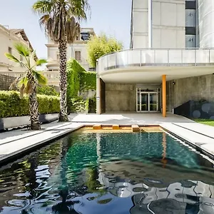 Ikonik Angli 4* Barcelone